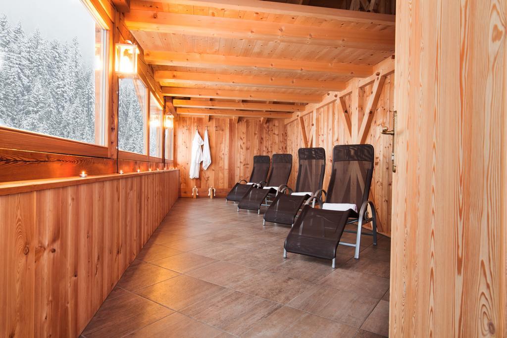 Chalet Alpenrose Bio Wellness Naturhotel Cogolo Exterior photo