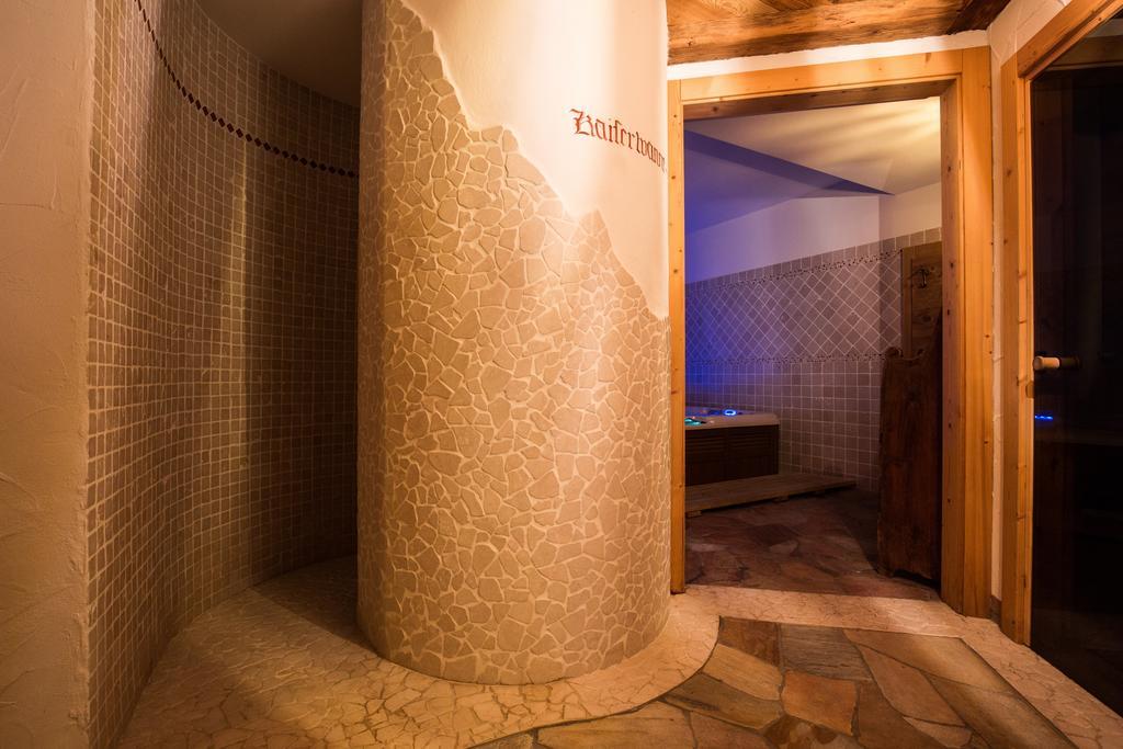Chalet Alpenrose Bio Wellness Naturhotel Cogolo Exterior photo