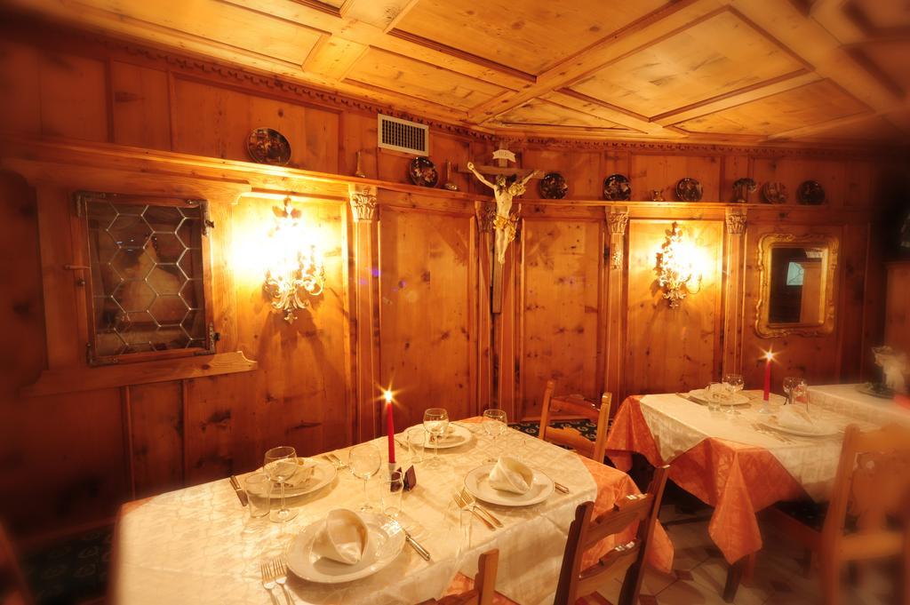 Chalet Alpenrose Bio Wellness Naturhotel Cogolo Exterior photo